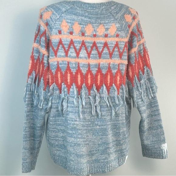 NWT Kensie Pullover Sweater With Fabric Tassel Fringe - Picture 3 of 10